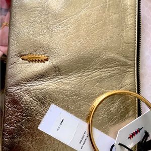 Beautiful fine leather pouch and key chain